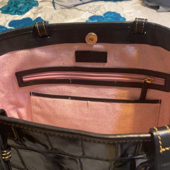 Dooney and Bourke purse - Picture 3 of 4